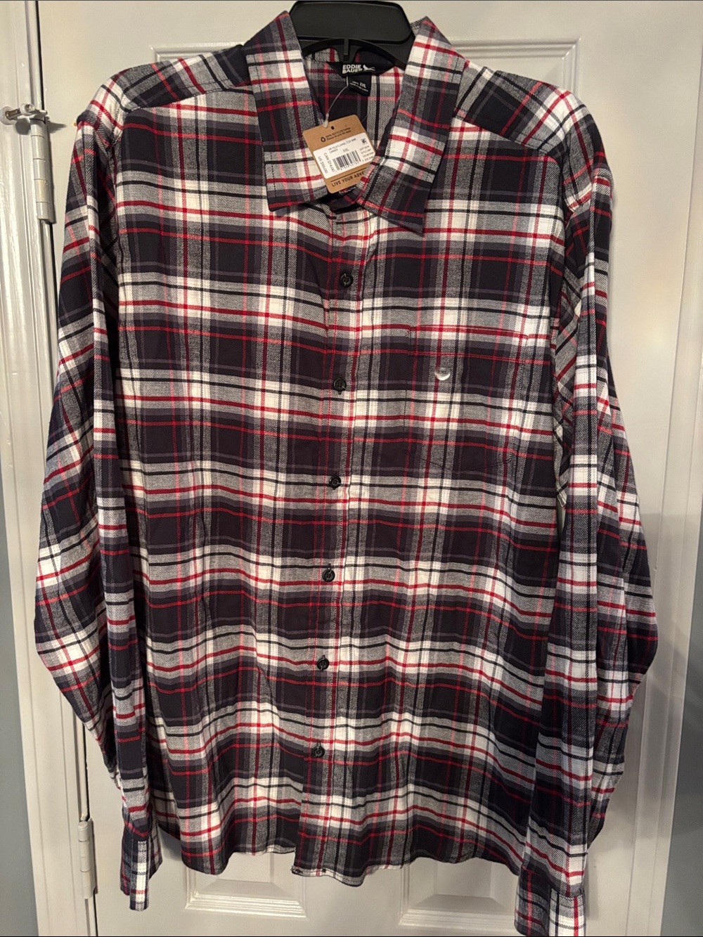 Eddie Bauer Black White & Red Plaid Button-Down Field Flannel Flex Shirt NWT